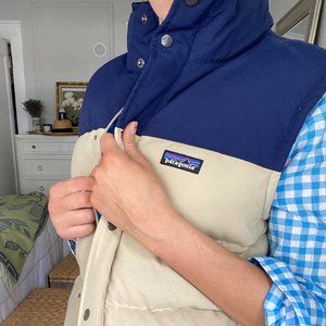 Patagonia Men's Khaki and Navy Puffy Vest size medium
